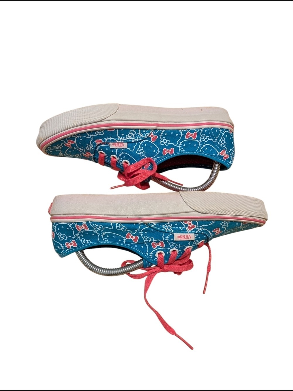 Vans Blue Hello Kitty Canvas Sneakers Pink Laces - Picture 8 of 9